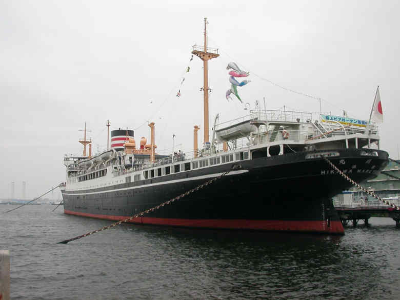 横浜の船