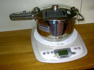 圧力鍋・・5リットルと、9リットル | レシピ満載手作り料理のページ 