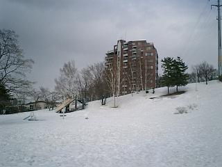 雪の高台公園