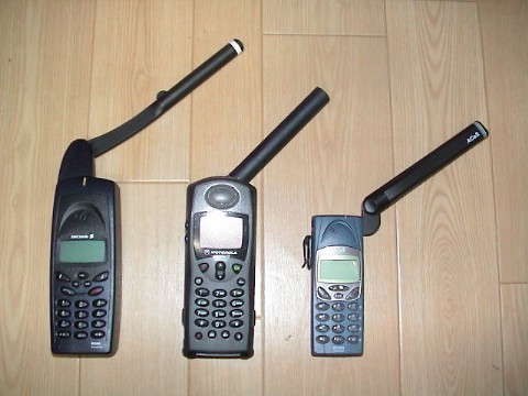 衛星携帯電話