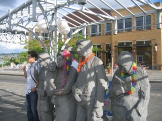 Statue in Seattle